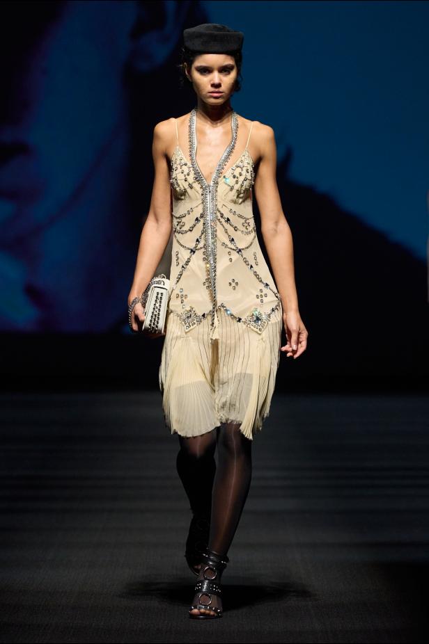 مجموعة John Richmond لخريف وشتاء 2026-2027