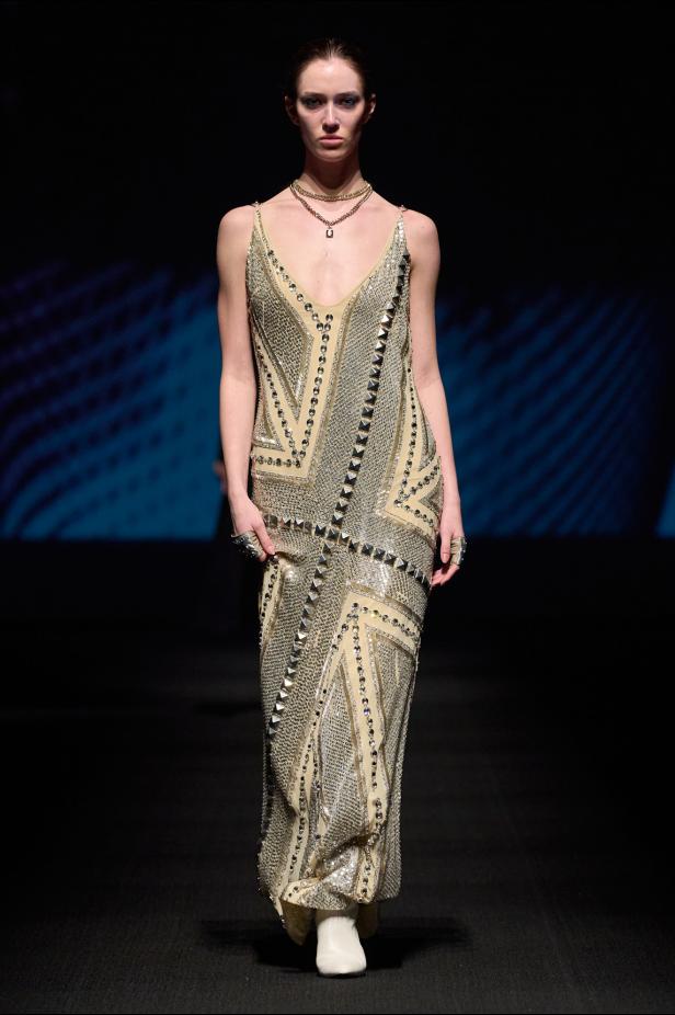 مجموعة John Richmond لخريف وشتاء 2026-2027