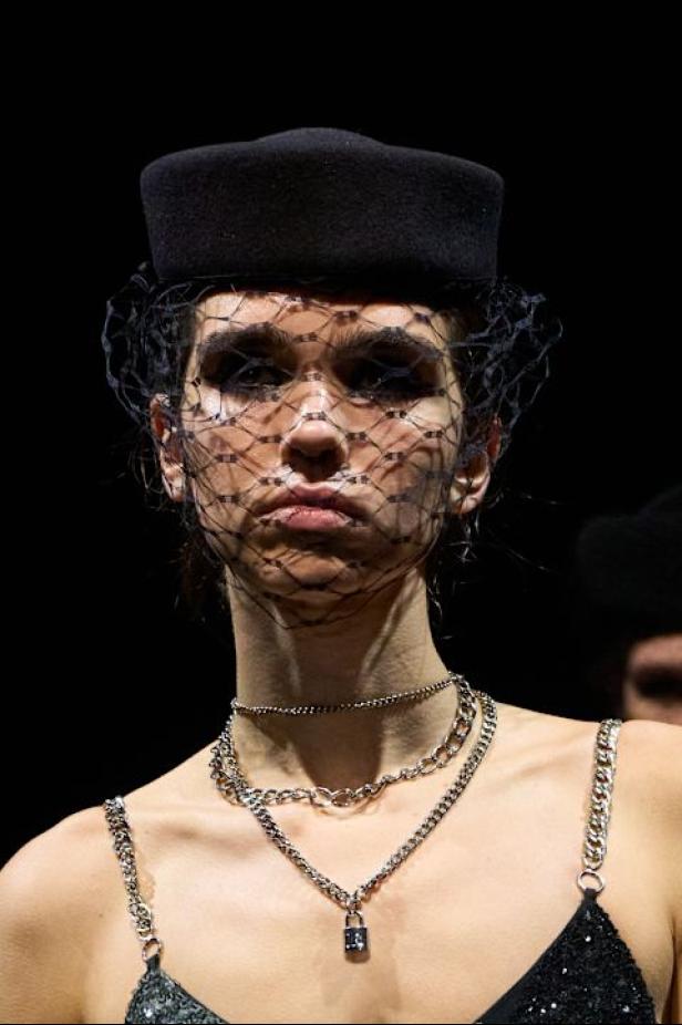 مجموعة John Richmond لخريف وشتاء 2026-2027