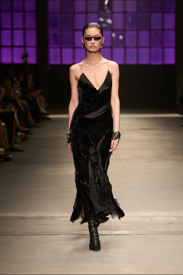 مجموعة Roberto Cavalli لخريف وشتاء 2026