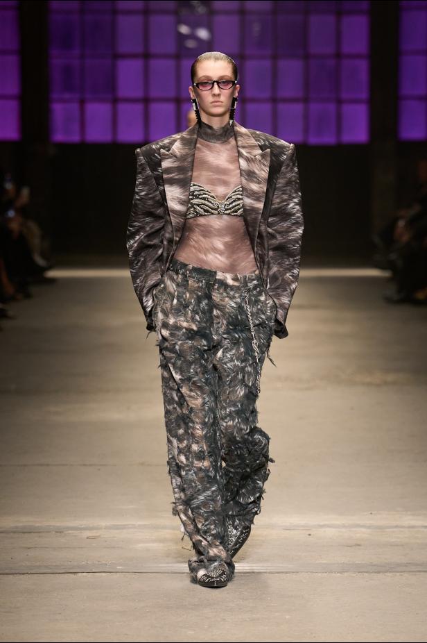 مجموعة Roberto Cavalli لخريف وشتاء 2026