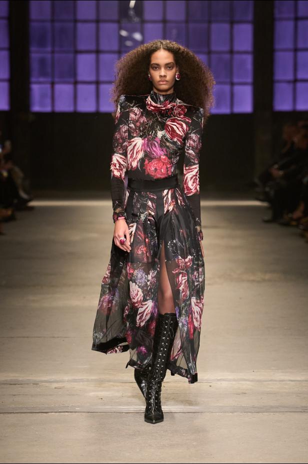 مجموعة Roberto Cavalli لخريف وشتاء 2026