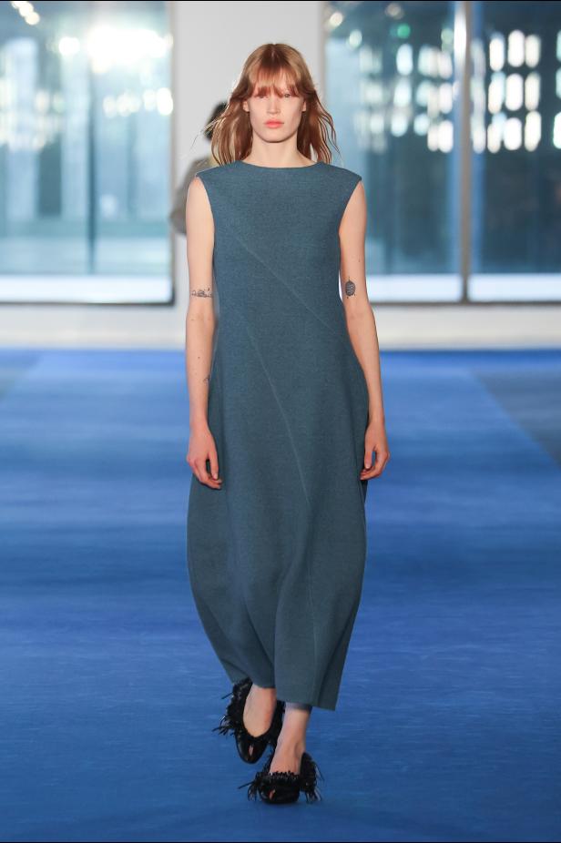 عرض أزياء Proenza Schouler لخريف وشتاء 2026-2027