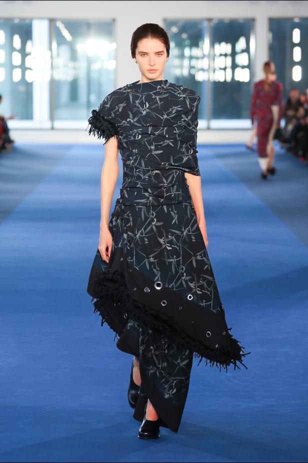 عرض أزياء Proenza Schouler لخريف وشتاء 2026-2027