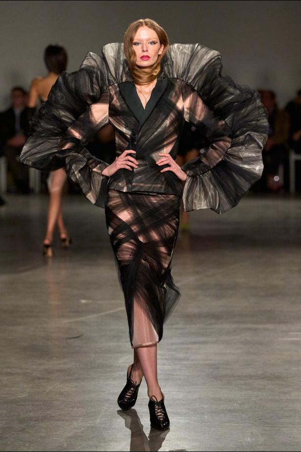 مجموعة Christian Siriano لخريف وشتاء 2026