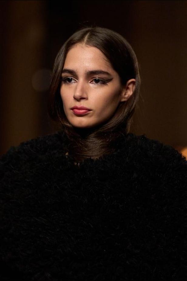 مجموعة لافتة لـChristian Siriano لخريف وشتاء 2026