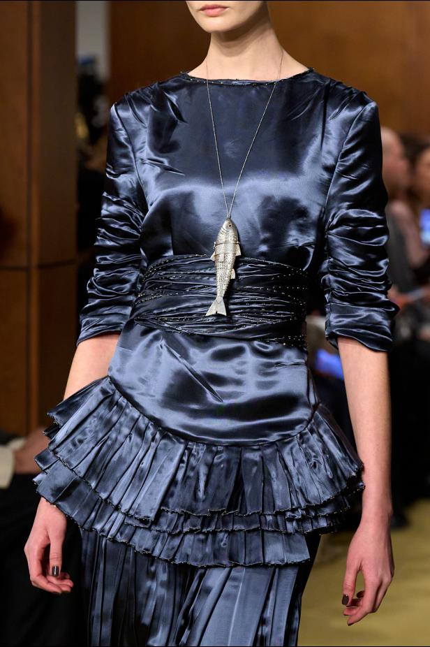 مجموعة ‏Tory Burch‏ لخريف وشتاء 2026... بحث عن الجمال الخالد في زمن الفوضى