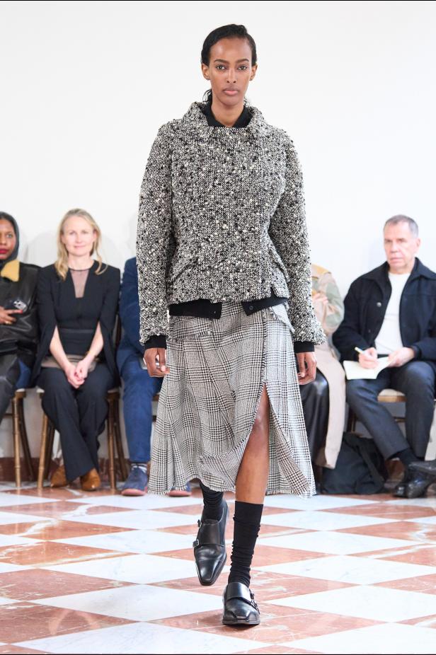 إميليا ويكستيد تُعيد إحياء أسطورة "فانو ميسان" في مجموعة خريف 2026‏