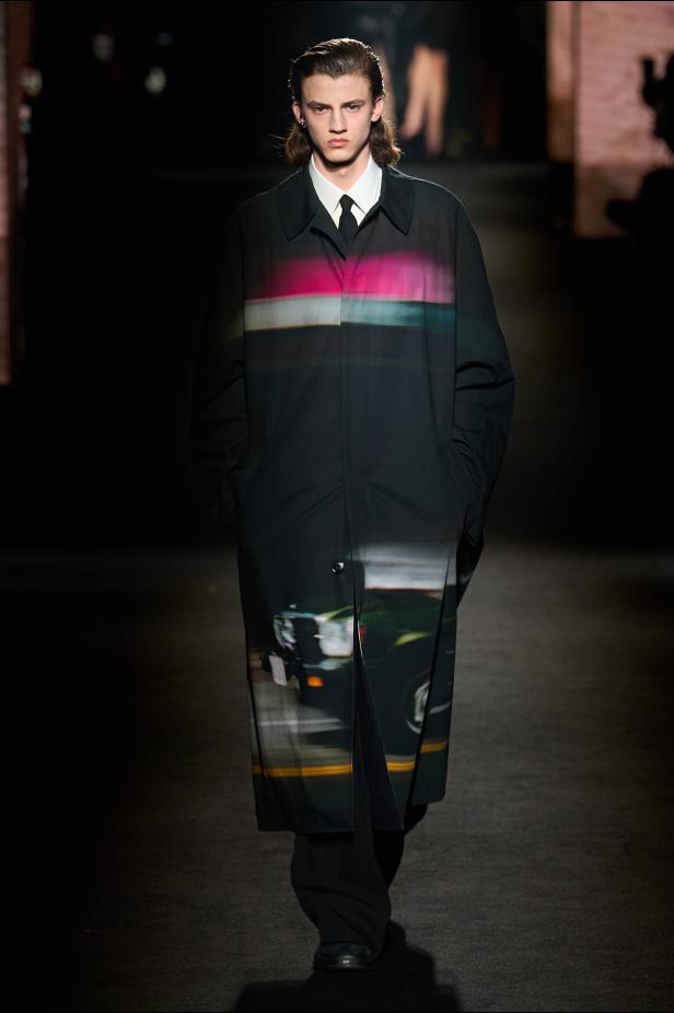 حين يتشكل الضوء داخل الظلال في مجموعة Balenciaga خريف وشتاء 2026 للملابس الجاهزة