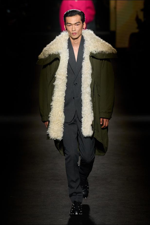 حين يتشكل الضوء داخل الظلال في مجموعة Balenciaga خريف وشتاء 2026 للملابس الجاهزة