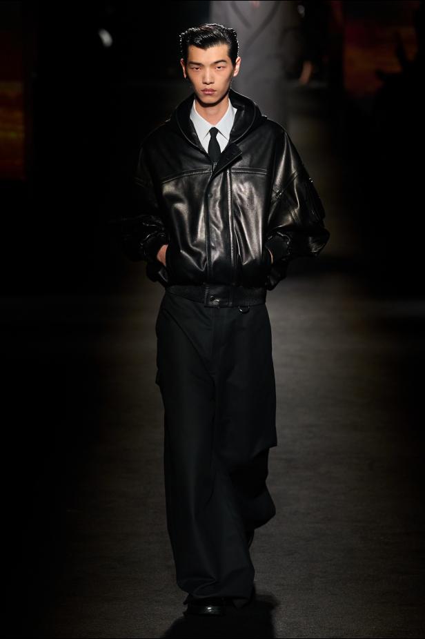 حين يتشكل الضوء داخل الظلال في مجموعة Balenciaga خريف وشتاء 2026 للملابس الجاهزة