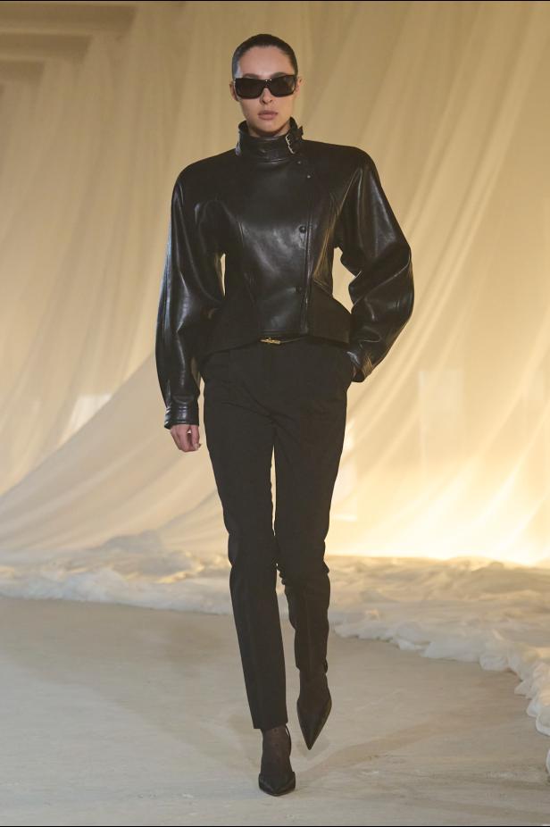 مجموعة بالمان Balmain لموسم خريف 2026 بداية قوية لمرحلة جديدة