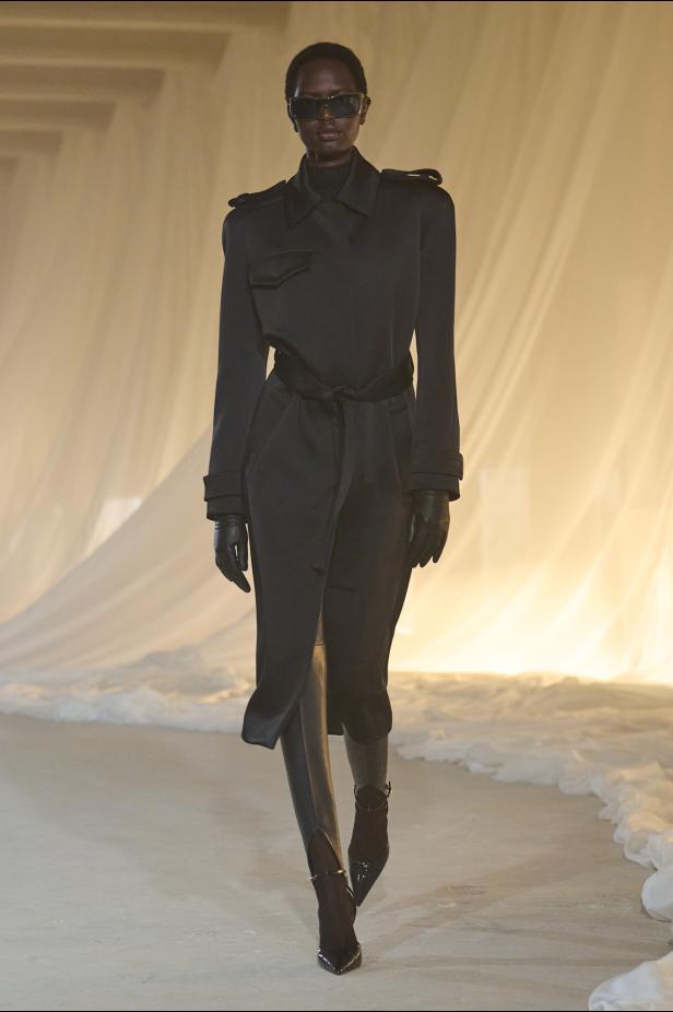 مجموعة بالمان Balmain لموسم خريف 2026 بداية قوية لمرحلة جديدة