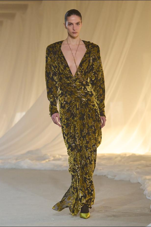 مجموعة بالمان Balmain لموسم خريف 2026 بداية قوية لمرحلة جديدة