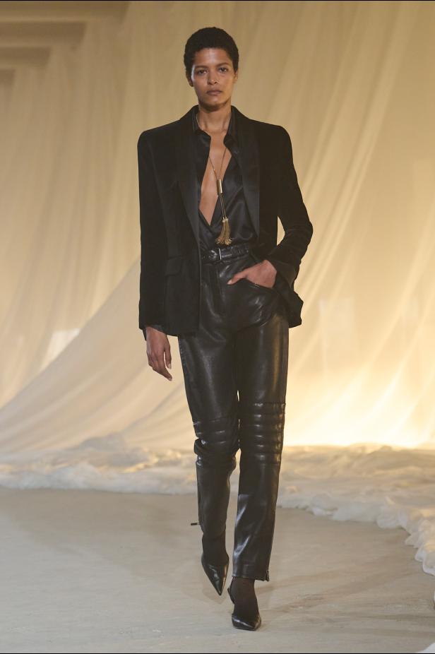 مجموعة بالمان Balmain لموسم خريف 2026 بداية قوية لمرحلة جديدة