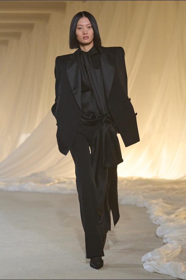 مجموعة بالمان Balmain لموسم خريف 2026 بداية قوية لمرحلة جديدة