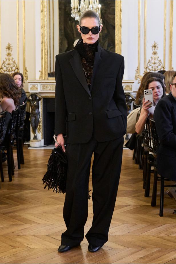 أبعد من مجرد فصل.. مجموعة ‏Magda Butrym‏ تحوّل الشتاء إلى موقف وبصمة