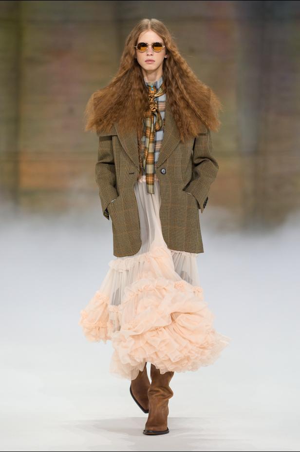 مجموعة كلوي لموسم خريف 2026 بعنوان The Devotion Collection