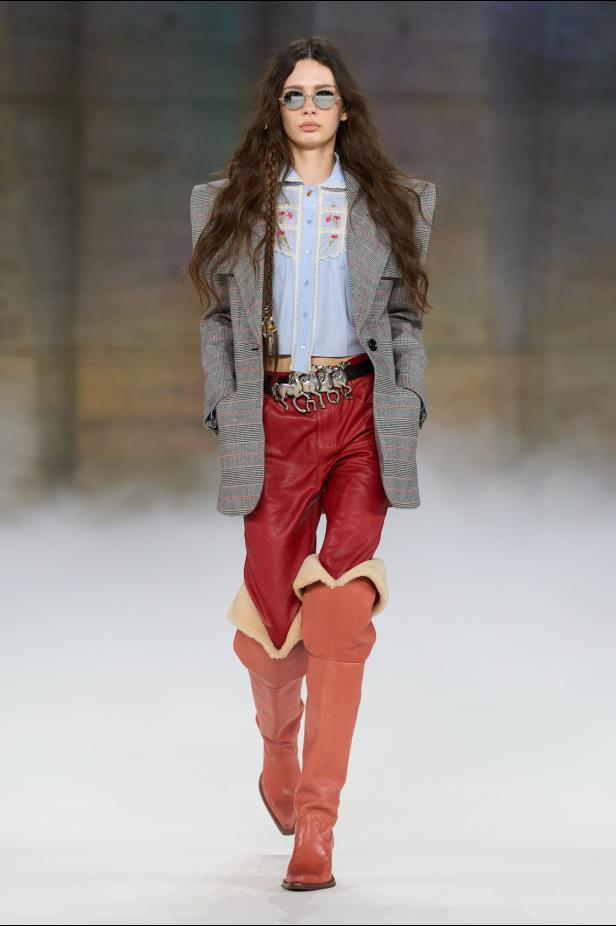 مجموعة كلوي لموسم خريف 2026 بعنوان The Devotion Collection