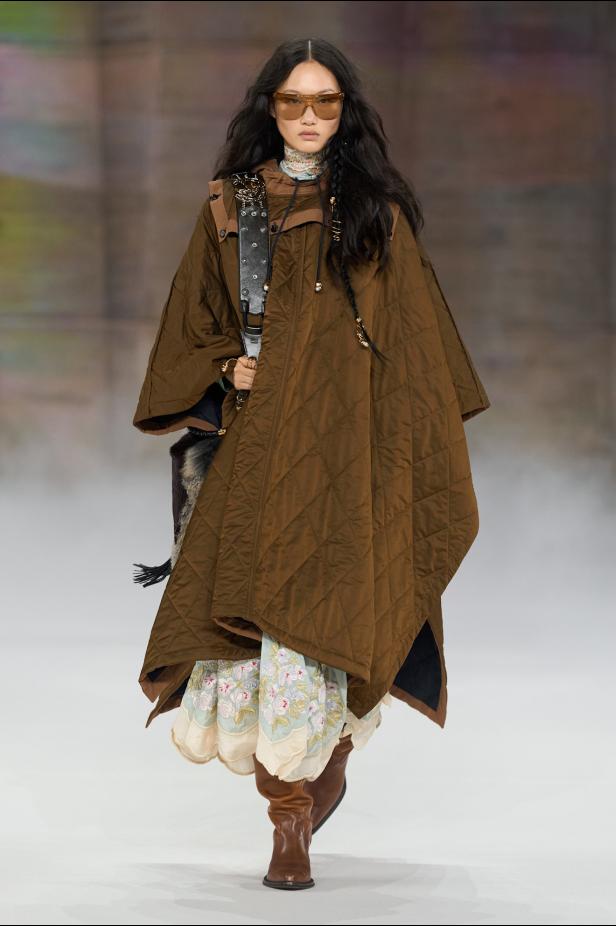 مجموعة كلوي لموسم خريف 2026 بعنوان The Devotion Collection