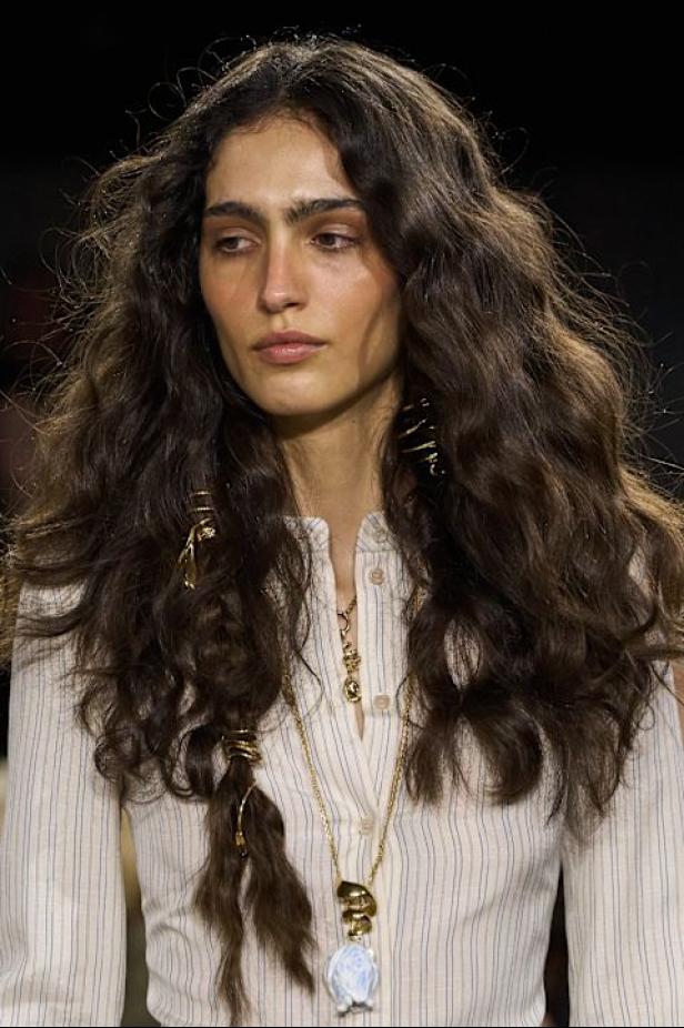 مجموعة كلوي لموسم خريف 2026 The Devotion Collection