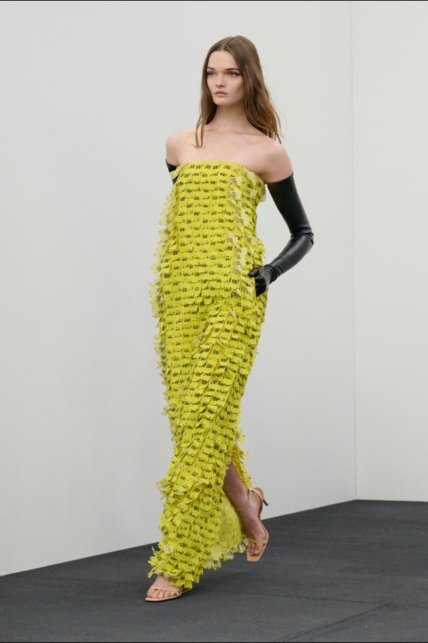 مجموعة Courrèges لخريف وشتاء 2027 أقمشة حرة وجريئة