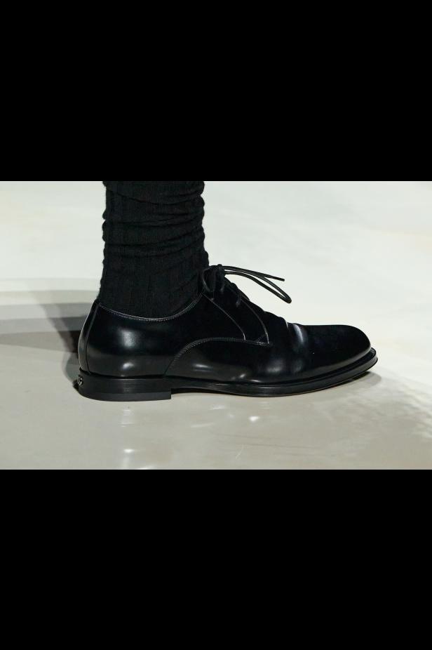 عرض دولتشي أند غابانا لخريف 2026... قصيدة سوداء في حب الهوية والأنوثة الطاغية