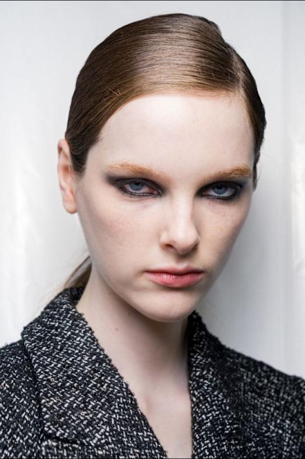 نيويورك التسعينيات برؤية إيلي صعب في مجموعة خريف 2026