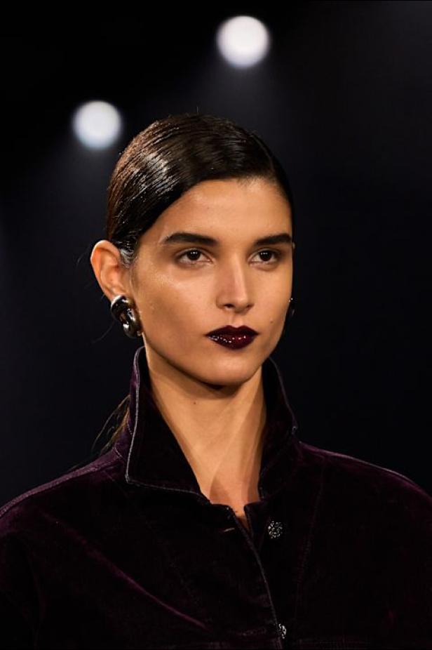 نيويورك التسعينيات برؤية إيلي صعب في مجموعة خريف 2026