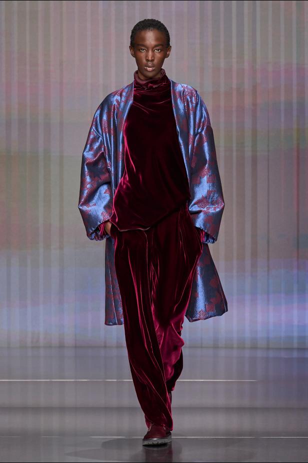 مجموعة جورجيو أرماني لخريف 2026... آفاق جديدة وحقبة "سيلفانا أرماني"‏