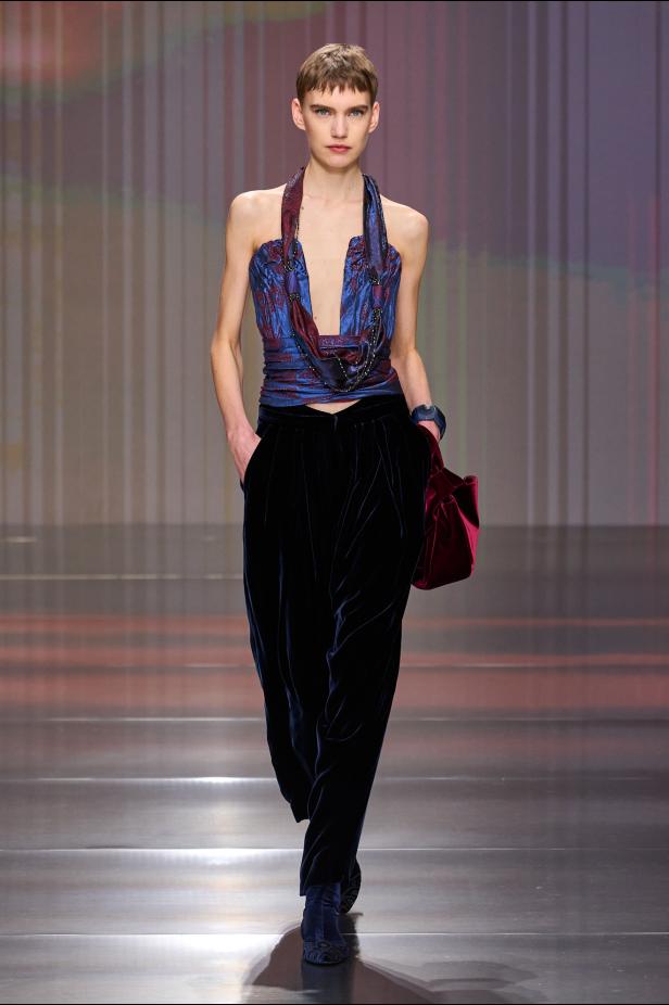 مجموعة جورجيو أرماني لخريف 2026... آفاق جديدة وحقبة "سيلفانا أرماني"‏