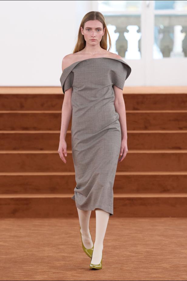 مجموعة شتوية في عرض أزياء  Jil Sander لموسم خريف وشتاء 2027