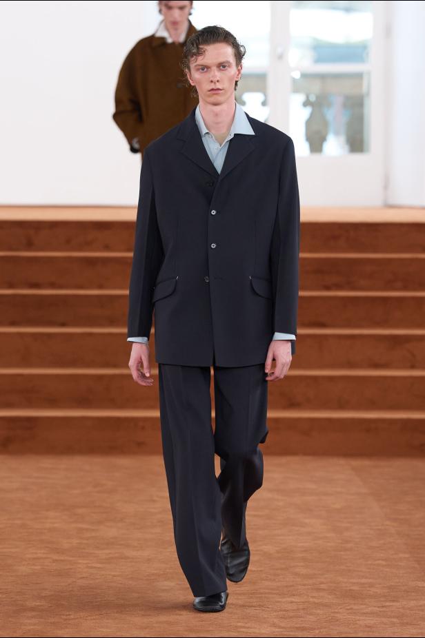 مجموعة شتوية في عرض أزياء  Jil Sander لموسم خريف وشتاء 2027