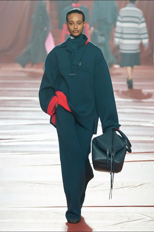  مجموعة لاكوست لموسم خريف 2026 تجمع بين التراث والابتكار