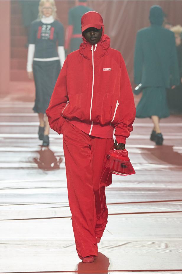  مجموعة لاكوست لموسم خريف 2026 تجمع بين التراث والابتكار