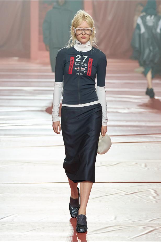  مجموعة لاكوست لموسم خريف 2026 تجمع بين التراث والابتكار