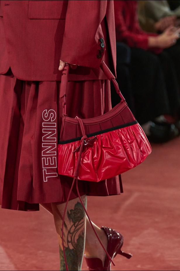  مجموعة لاكوست لموسم خريف 2026 تجمع بين التراث والابتكار