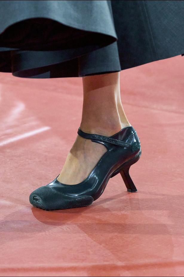  مجموعة لاكوست لموسم خريف 2026 تجمع بين التراث والابتكار