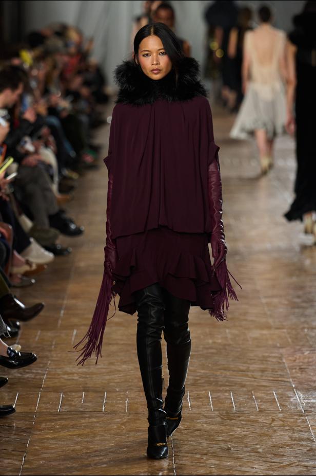 مجموعة ‏Lanvin‏ لخريف 2026... استعادة سحر العشرينيات برؤية "بيتر كوبينغ"‏