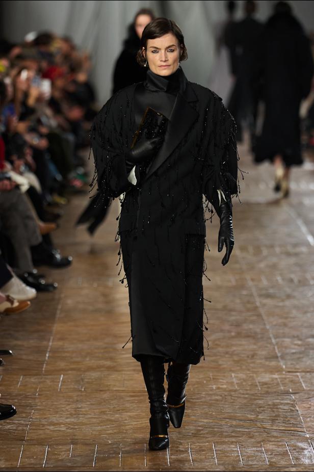 مجموعة ‏Lanvin‏ لخريف 2026... استعادة سحر العشرينيات برؤية "بيتر كوبينغ"‏