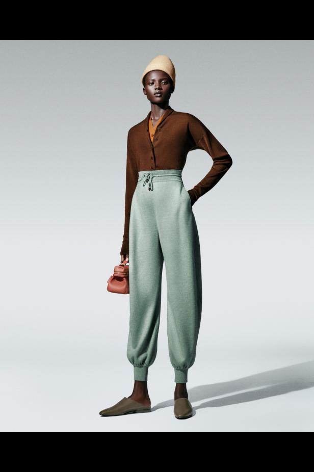 Loro Piana‏ تكشف عن مجموعتها لخريف وشتاء 2026-2027... ‏‎"‎تأملات بدوية" في قلب ميلانو