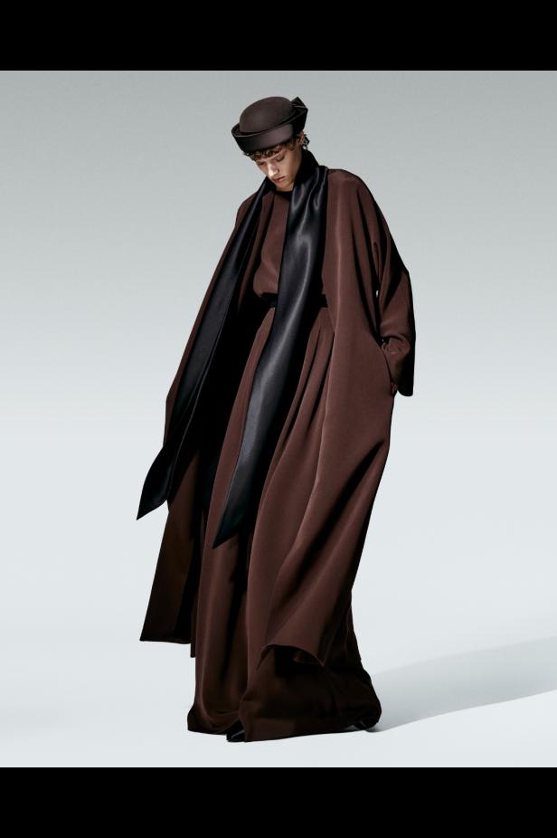 Loro Piana‏ تكشف عن مجموعتها لخريف وشتاء 2026-2027... ‏‎"‎تأملات بدوية" في قلب ميلانو