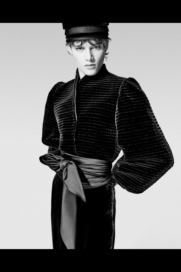 Loro Piana‏ تكشف عن مجموعتها لخريف وشتاء 2026-2027... ‏‎"‎تأملات بدوية" في قلب ميلانو