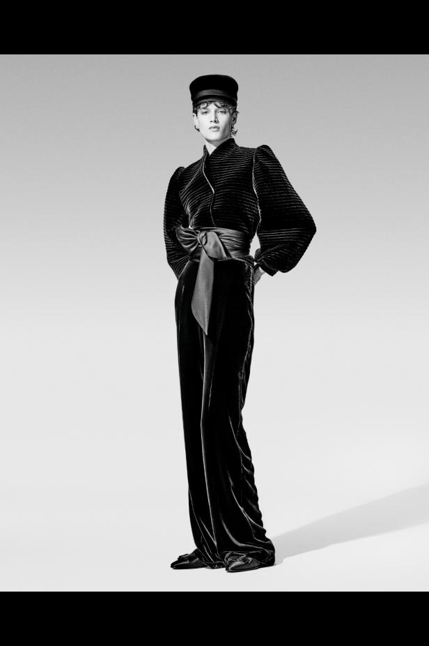 Loro Piana‏ تكشف عن مجموعتها لخريف وشتاء 2026-2027... ‏‎"‎تأملات بدوية" في قلب ميلانو