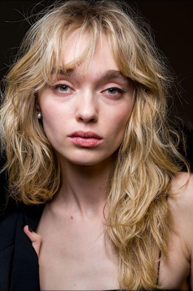 Isabel Marant‏ تحتفل كعادتها بالمرأة الواثقة والعفوية في مجموعة خريف 2026‏