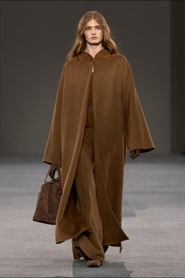 عرض أزياء مجموعة Max Mara لخريف وشتاء 2027