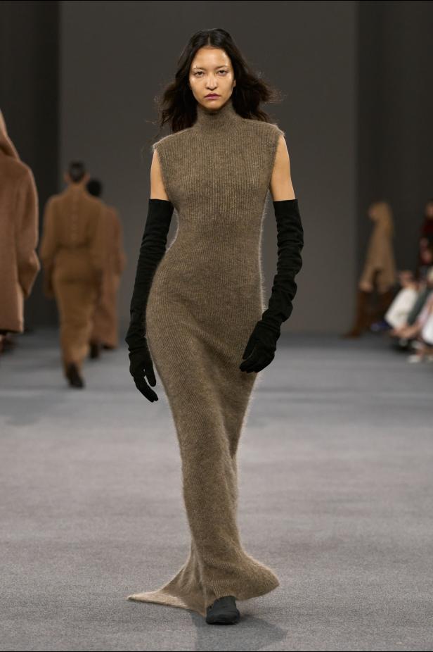 عرض أزياء مجموعة Max Mara لخريف وشتاء 2027