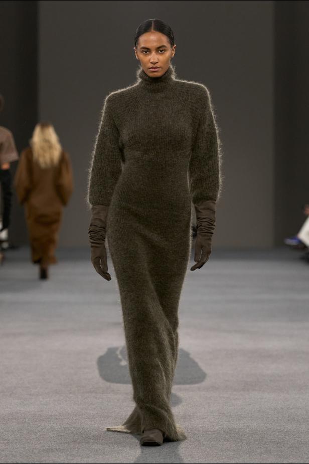 عرض أزياء مجموعة Max Mara لخريف وشتاء 2027