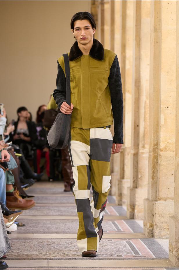 التمرّد يتحوّل إلى حالة في مجموعة ‏Off-White‎‏ لخريف وشتاء 2026‏