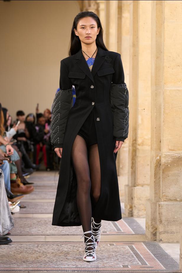 التمرّد يتحوّل إلى حالة في مجموعة ‏Off-White‎‏ لخريف وشتاء 2026‏